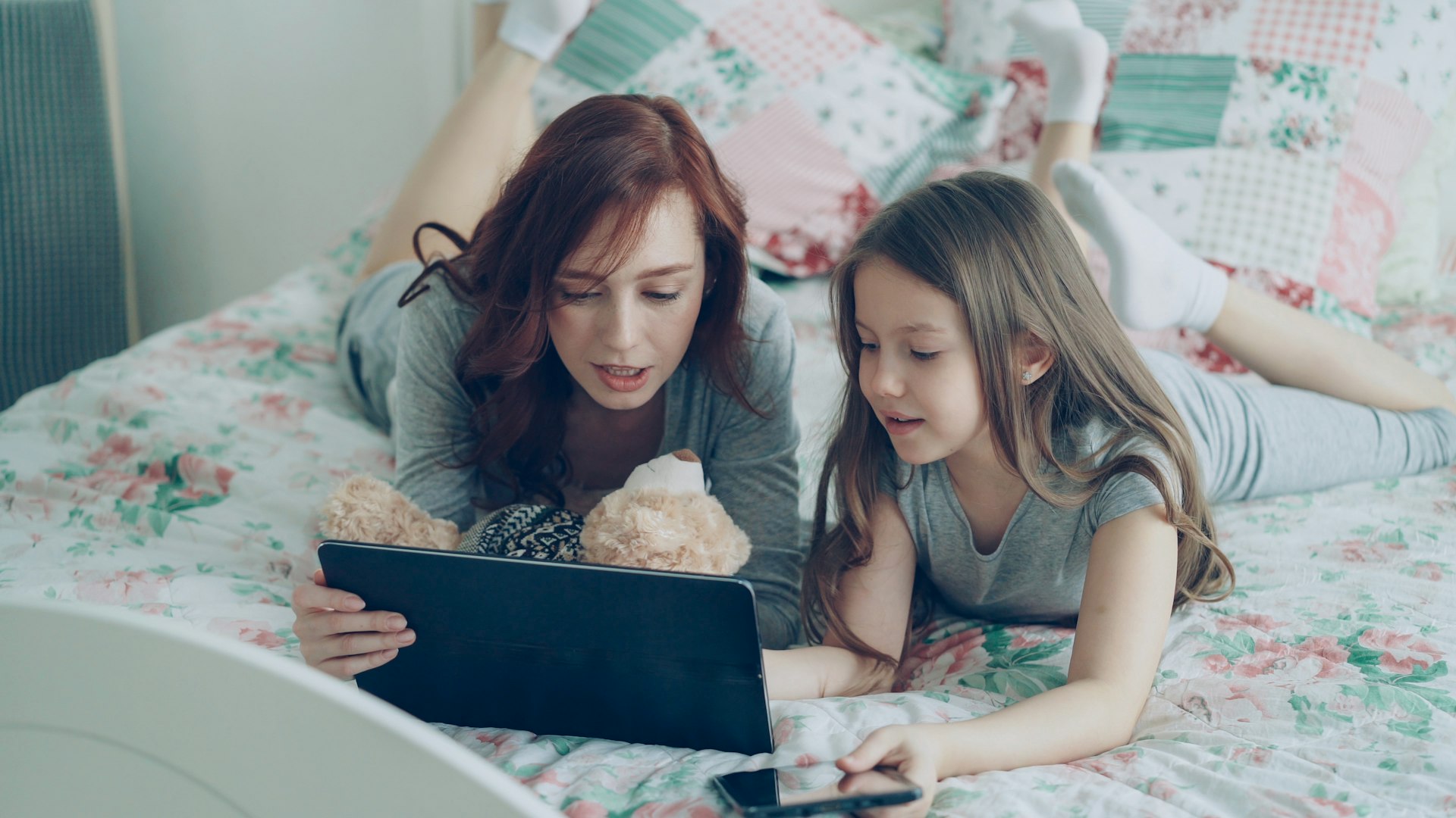 Effective Strategies for Managing Kids' Screen Time at Home