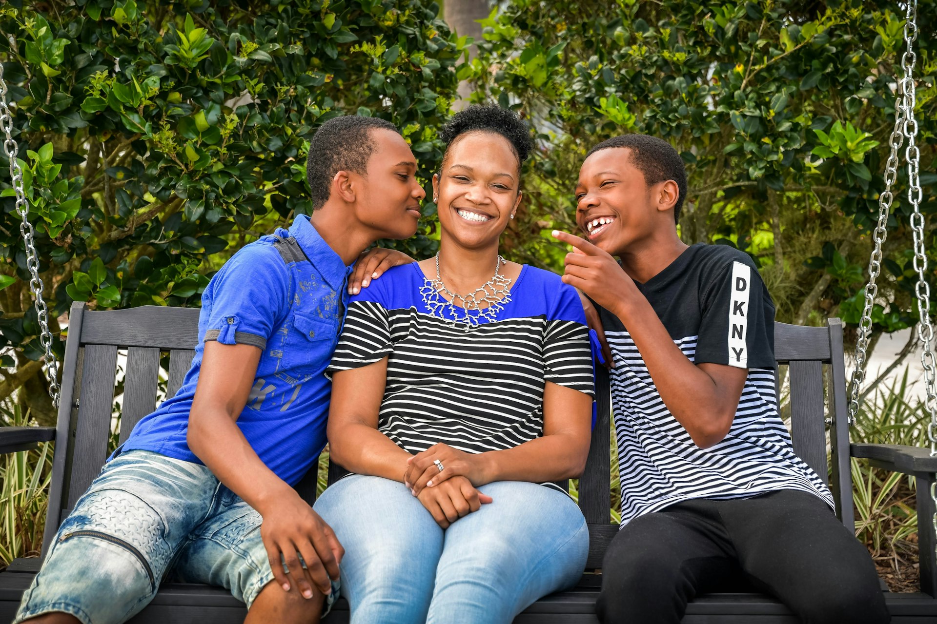 Unlocking Stronger Family Bonds: The Transformative Power of Laughter